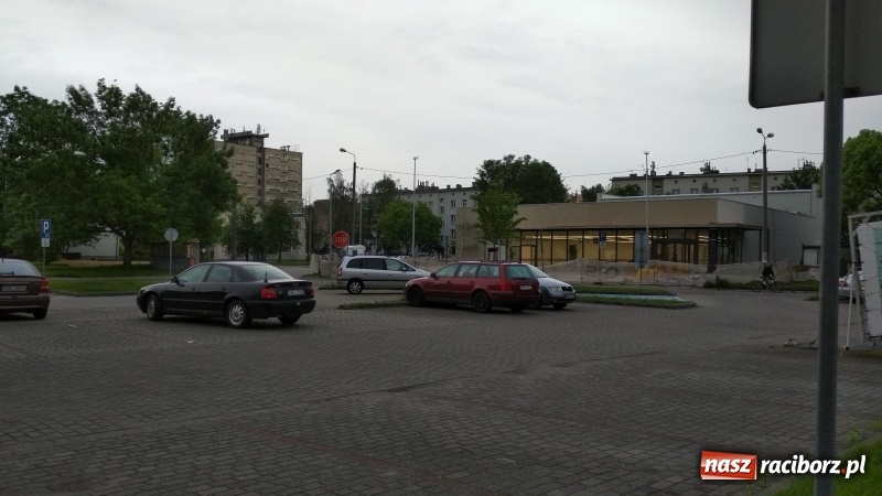 Zdjęcie w galerii na portalu naszraciborz.pl: Wiadomo już, która sieć zastąpi Społem w Berlinioku? [FOTO]  wiadomości z regionu