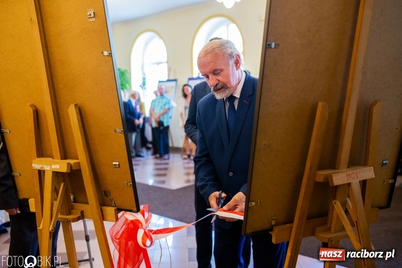 Zdjęcie w galerii na portalu naszraciborz.pl: Stulecie Powstań Śląskich w DK Strzecha  wiadomości z regionu