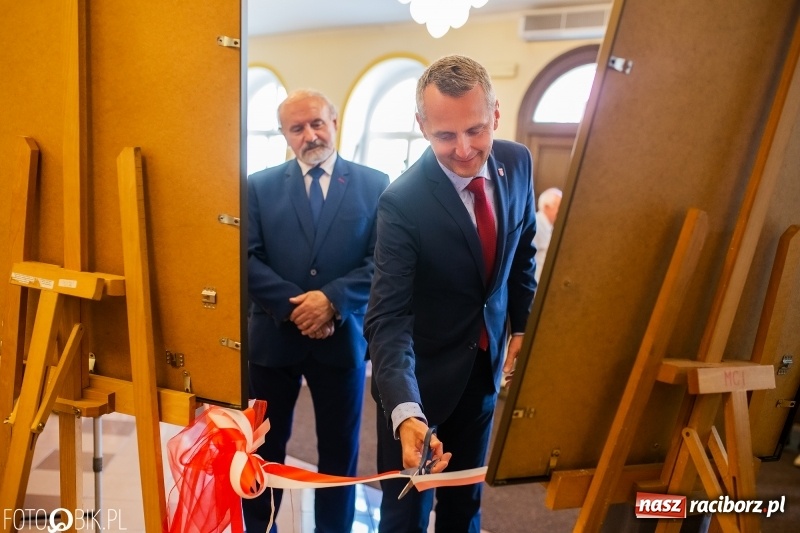 Zdjęcie w galerii na portalu naszraciborz.pl: Stulecie Powstań Śląskich w DK Strzecha  wiadomości z regionu