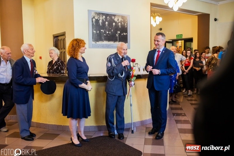 Zdjęcie w galerii na portalu naszraciborz.pl: Stulecie Powstań Śląskich w DK Strzecha  wiadomości z regionu