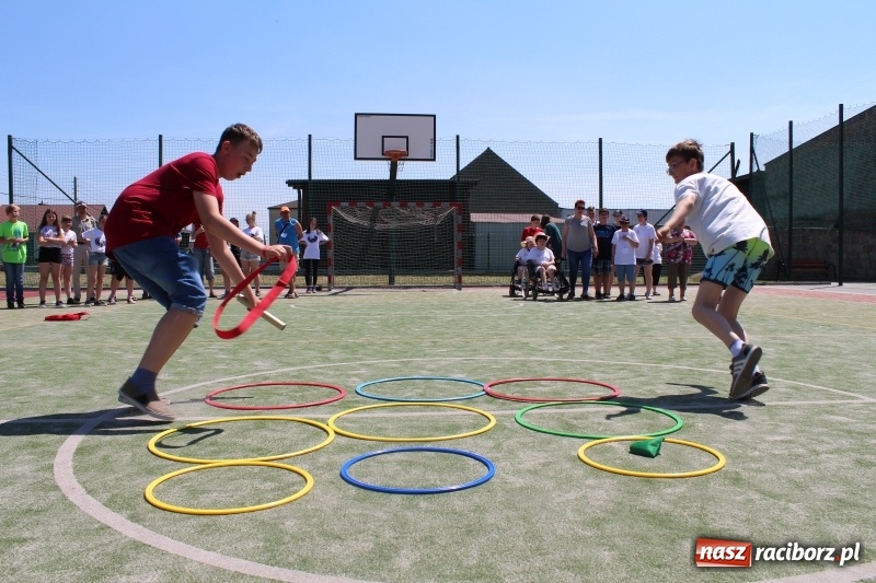 Zdjęcie w galerii na portalu naszraciborz.pl: Spotkanie pełne integracji i otwartych serc w Bieńkowicach wiadomości z regionu