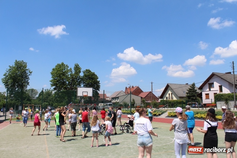 Zdjęcie w galerii na portalu naszraciborz.pl: Spotkanie pełne integracji i otwartych serc w Bieńkowicach wiadomości z regionu