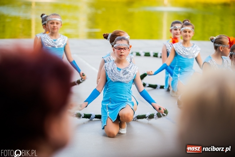 Zdjęcie w galerii na portalu naszraciborz.pl: II Raciborska Noc Świętojańska w Parku im. Miasta Roth wiadomości z regionu