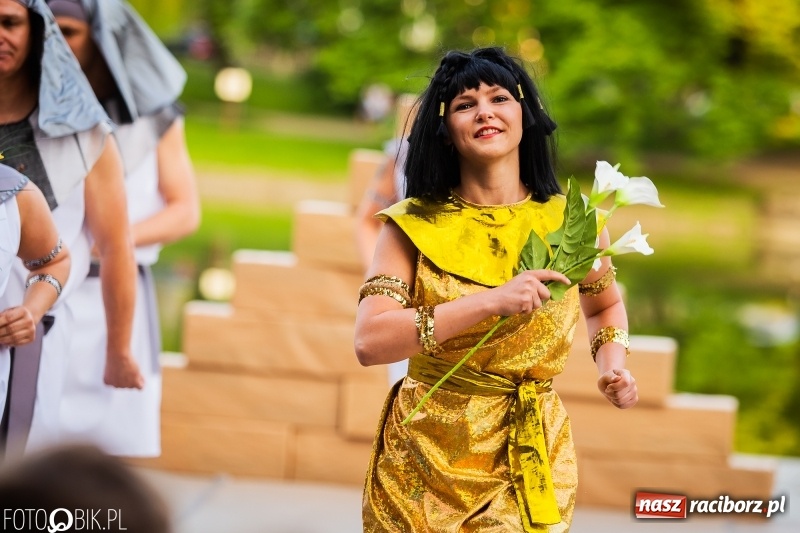 Zdjęcie w galerii na portalu naszraciborz.pl: II Raciborska Noc Świętojańska w Parku im. Miasta Roth wiadomości z regionu