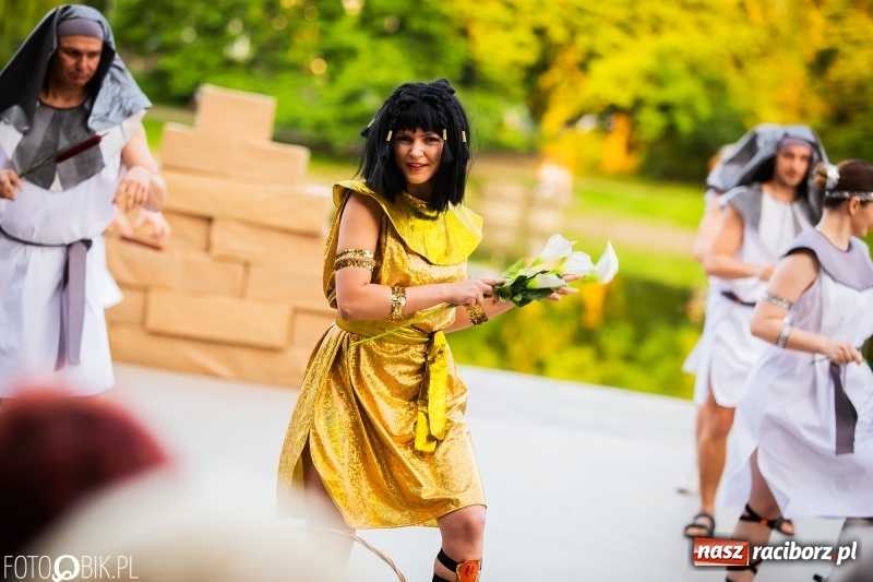 Zdjęcie w galerii na portalu naszraciborz.pl: II Raciborska Noc Świętojańska w Parku im. Miasta Roth wiadomości z regionu