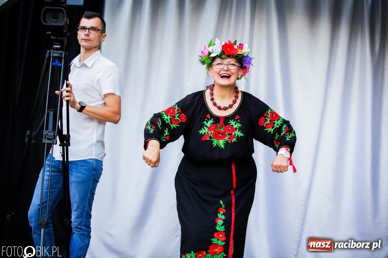 Zdjęcie w galerii na portalu naszraciborz.pl: II Raciborska Noc Świętojańska w Parku im. Miasta Roth wiadomości z regionu