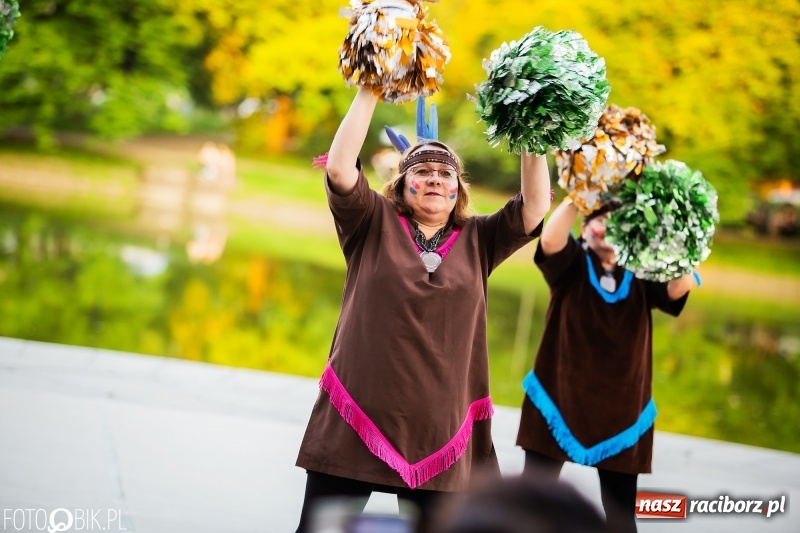 Zdjęcie w galerii na portalu naszraciborz.pl: II Raciborska Noc Świętojańska w Parku im. Miasta Roth wiadomości z regionu