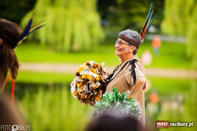 Zdjęcie w galerii na portalu naszraciborz.pl: II Raciborska Noc Świętojańska w Parku im. Miasta Roth wiadomości z regionu