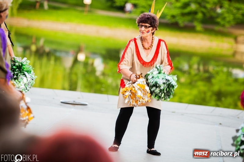 Zdjęcie w galerii na portalu naszraciborz.pl: II Raciborska Noc Świętojańska w Parku im. Miasta Roth wiadomości z regionu