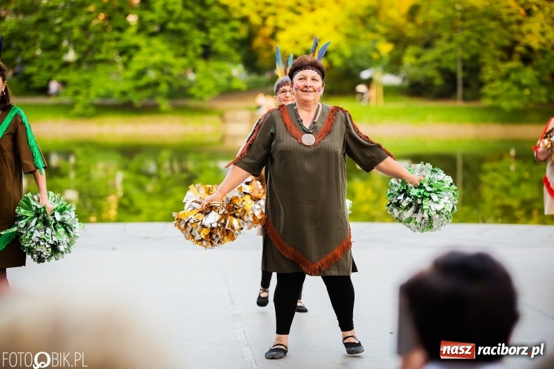 Zdjęcie w galerii na portalu naszraciborz.pl: II Raciborska Noc Świętojańska w Parku im. Miasta Roth wiadomości z regionu