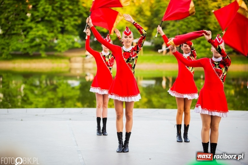 Zdjęcie w galerii na portalu naszraciborz.pl: II Raciborska Noc Świętojańska w Parku im. Miasta Roth wiadomości z regionu