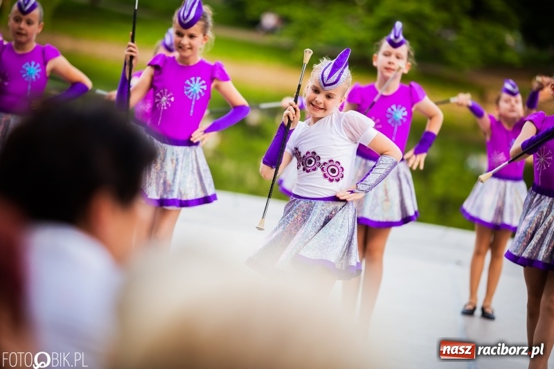 Zdjęcie w galerii na portalu naszraciborz.pl: II Raciborska Noc Świętojańska w Parku im. Miasta Roth wiadomości z regionu