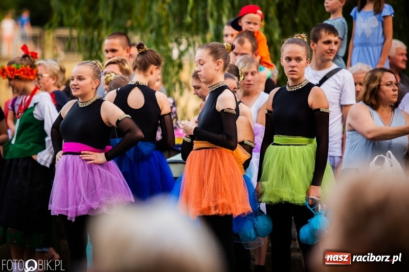 Zdjęcie w galerii na portalu naszraciborz.pl: II Raciborska Noc Świętojańska w Parku im. Miasta Roth wiadomości z regionu