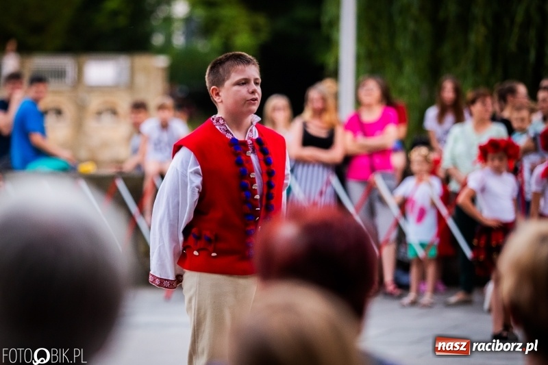 Zdjęcie w galerii na portalu naszraciborz.pl: II Raciborska Noc Świętojańska w Parku im. Miasta Roth wiadomości z regionu