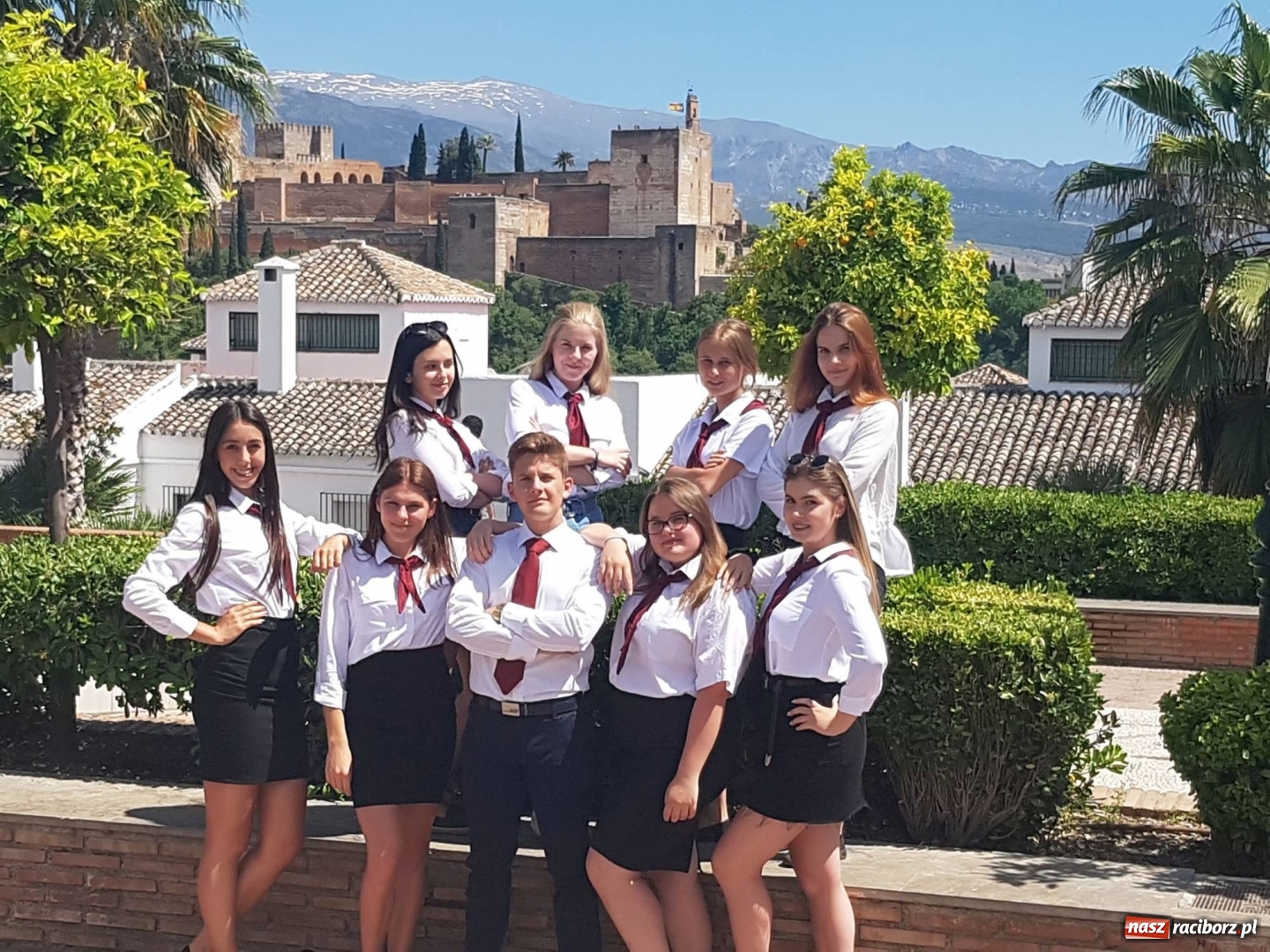 Zdjęcie w galerii na portalu naszraciborz.pl: Wysmagani słońcem wrócili z zagranicznych praktyk wiadomości z regionu