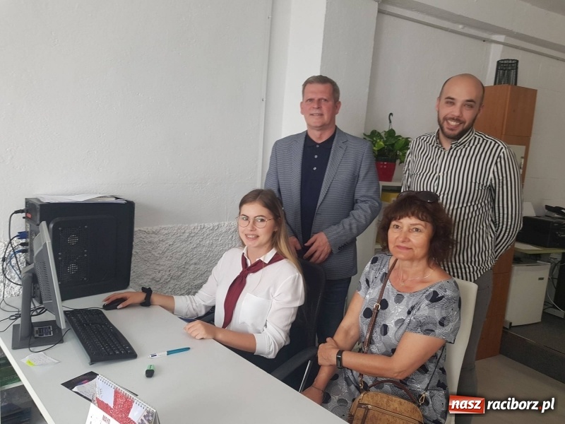 Zdjęcie w galerii na portalu naszraciborz.pl: Wysmagani słońcem wrócili z zagranicznych praktyk wiadomości z regionu