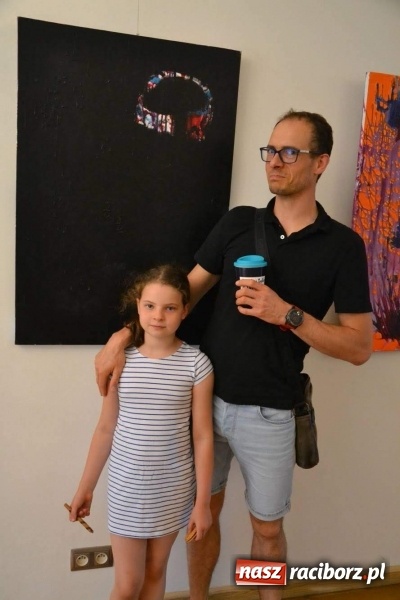 Zdjęcie w galerii na portalu naszraciborz.pl: Wernisaż wystawy spontaniczne ekspresje na zamku  wiadomości z regionu