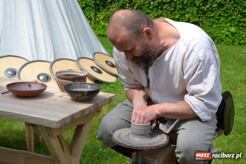 Zdjęcie w galerii na portalu naszraciborz.pl: Średniowieczne warsztaty z Drengami  wiadomości z regionu