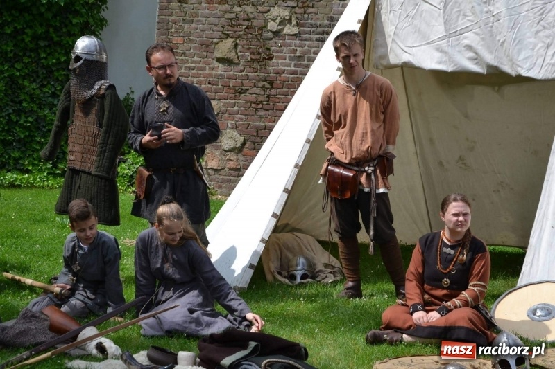 Zdjęcie w galerii na portalu naszraciborz.pl: Średniowieczne warsztaty z Drengami  wiadomości z regionu