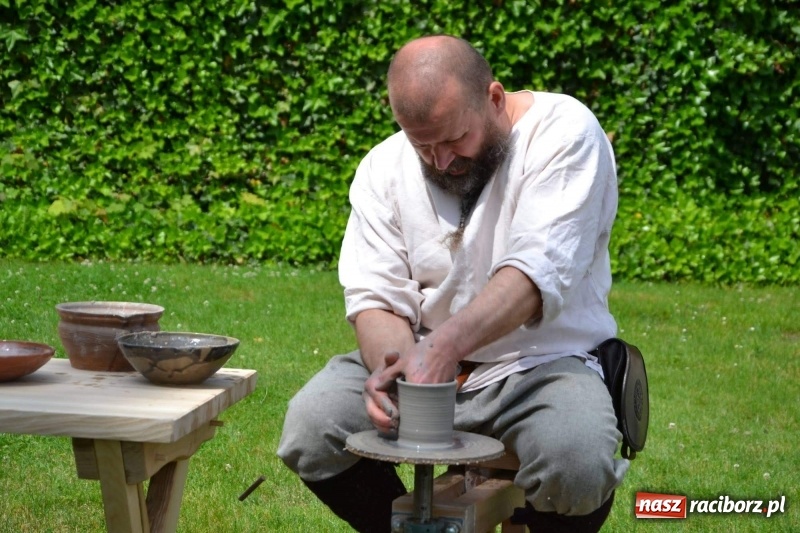 Zdjęcie w galerii na portalu naszraciborz.pl: Średniowieczne warsztaty z Drengami  wiadomości z regionu