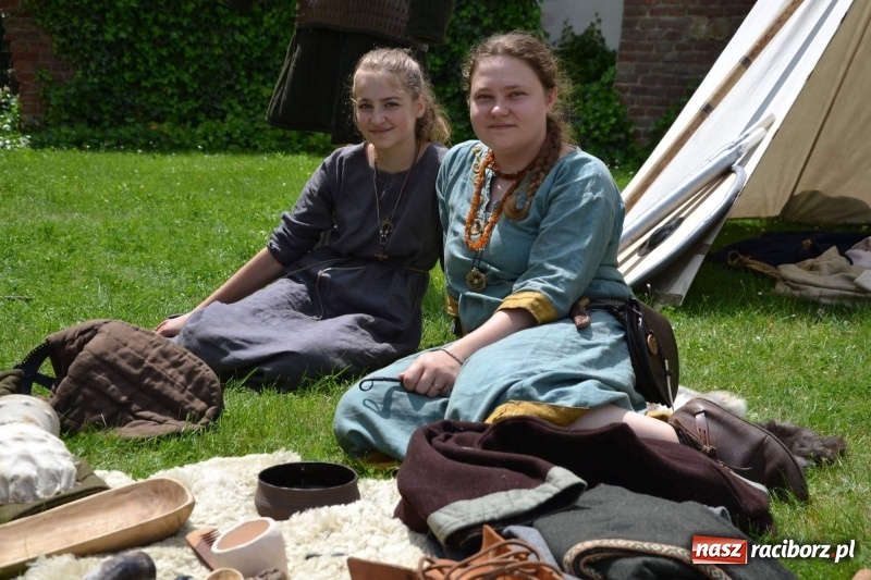 Zdjęcie w galerii na portalu naszraciborz.pl: Średniowieczne warsztaty z Drengami  wiadomości z regionu