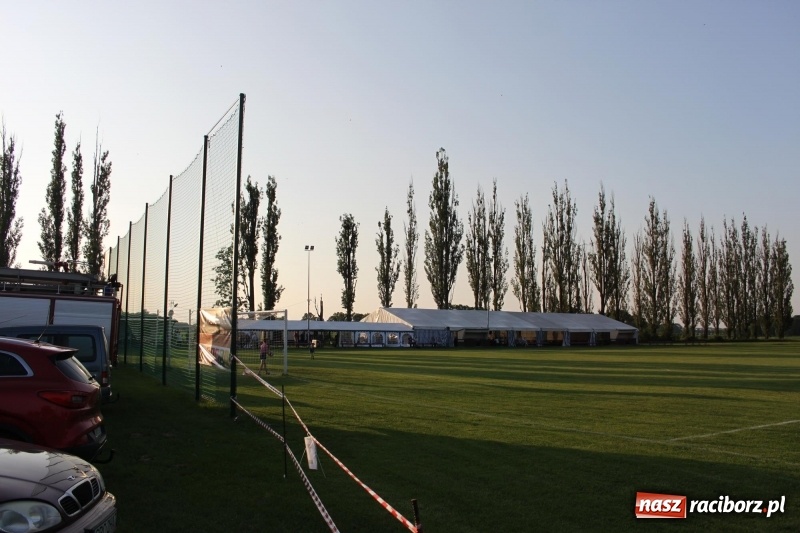 Zdjęcie w galerii na portalu naszraciborz.pl: W Wojnowicach strażacy rozpoczęli trzydniowe świętowanie  wiadomości z regionu