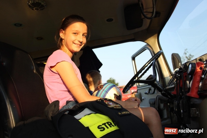 Zdjęcie w galerii na portalu naszraciborz.pl: W Wojnowicach strażacy rozpoczęli trzydniowe świętowanie  wiadomości z regionu