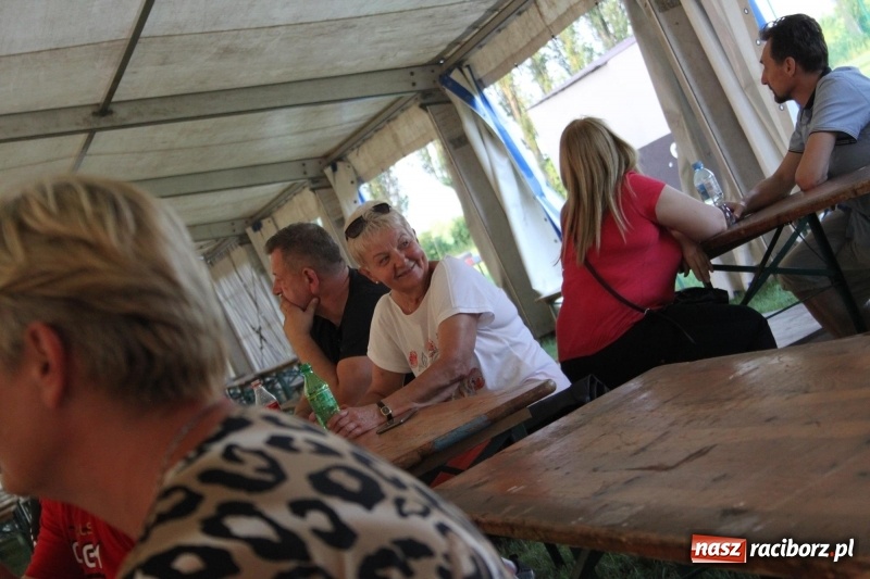 Zdjęcie w galerii na portalu naszraciborz.pl: W Wojnowicach strażacy rozpoczęli trzydniowe świętowanie  wiadomości z regionu