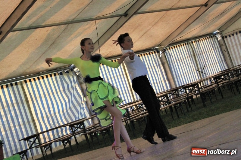 Zdjęcie w galerii na portalu naszraciborz.pl: W Wojnowicach strażacy rozpoczęli trzydniowe świętowanie  wiadomości z regionu