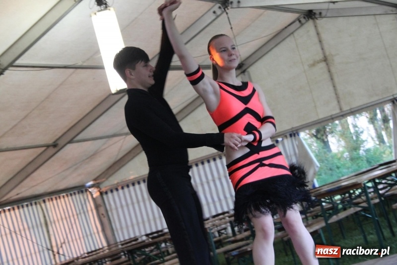 Zdjęcie w galerii na portalu naszraciborz.pl: W Wojnowicach strażacy rozpoczęli trzydniowe świętowanie  wiadomości z regionu