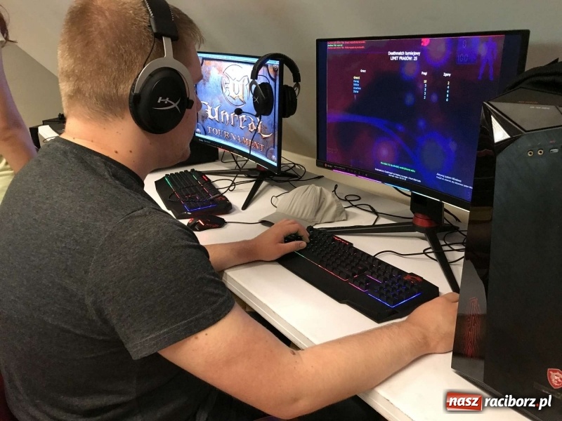 Zdjęcie w galerii na portalu naszraciborz.pl: Na zamku trwa II Raciborski Festiwal Gamingowy [relacja live]  wiadomości z regionu