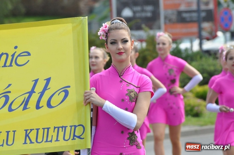 Zdjęcie w galerii na portalu naszraciborz.pl: Racibórz stał się dziś stolicą folkloru  wiadomości z regionu