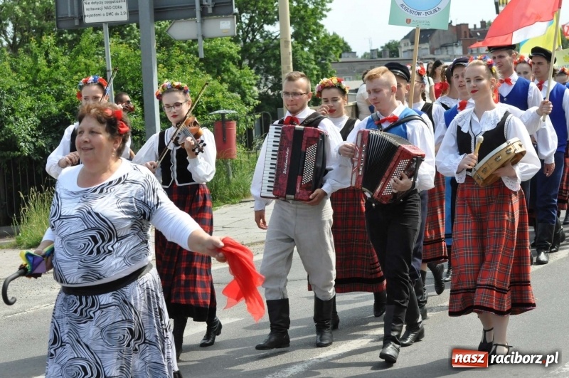 Zdjęcie w galerii na portalu naszraciborz.pl: Racibórz stał się dziś stolicą folkloru  wiadomości z regionu