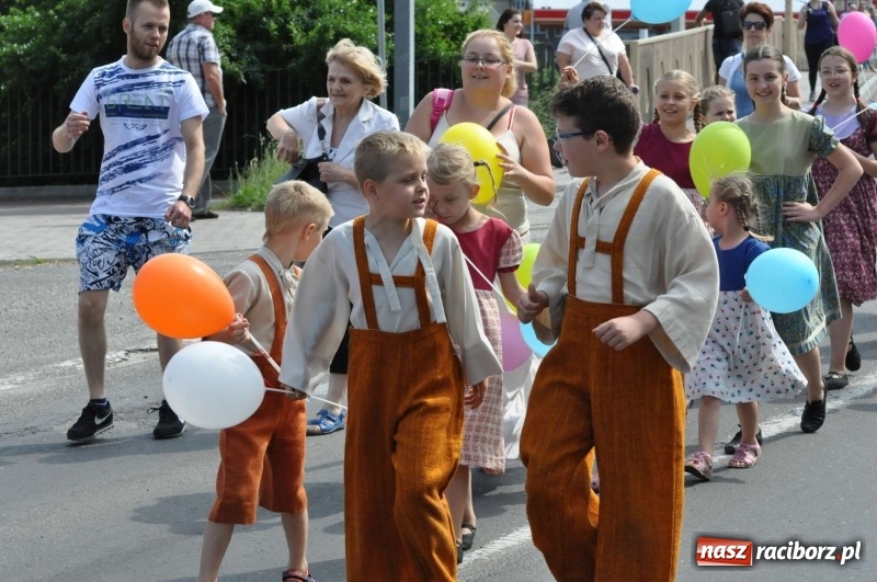 Zdjęcie w galerii na portalu naszraciborz.pl: Racibórz stał się dziś stolicą folkloru  wiadomości z regionu