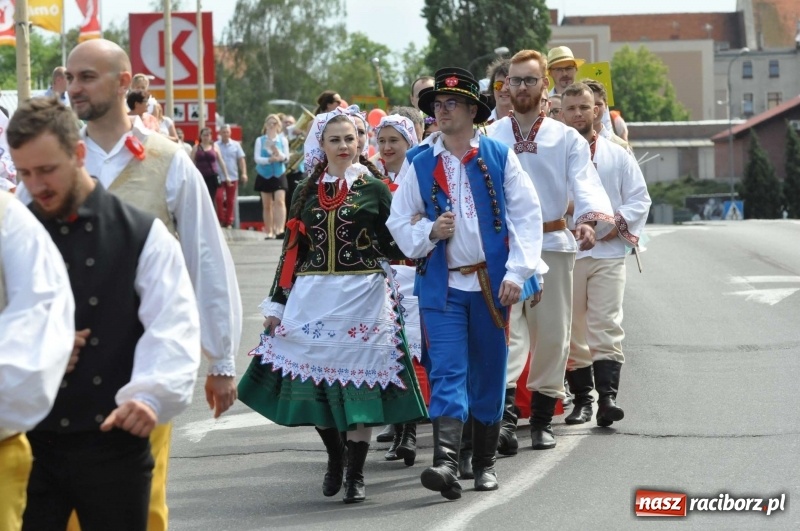 Zdjęcie w galerii na portalu naszraciborz.pl: Racibórz stał się dziś stolicą folkloru  wiadomości z regionu