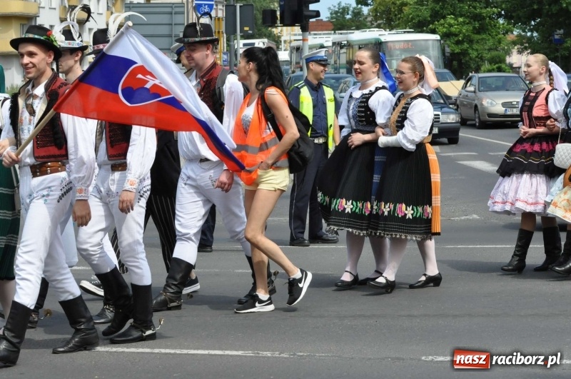 Zdjęcie w galerii na portalu naszraciborz.pl: Racibórz stał się dziś stolicą folkloru  wiadomości z regionu