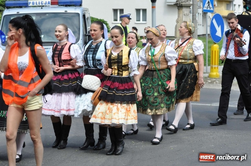 Zdjęcie w galerii na portalu naszraciborz.pl: Racibórz stał się dziś stolicą folkloru  wiadomości z regionu
