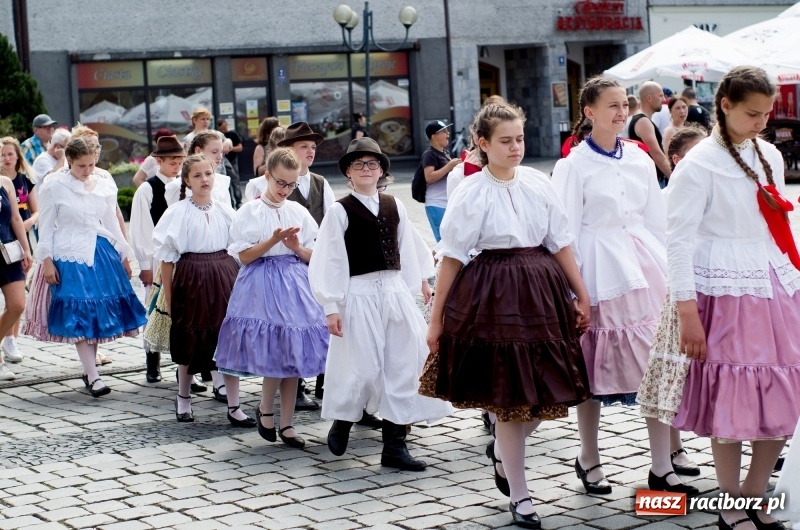 Zdjęcie w galerii na portalu naszraciborz.pl: Racibórz stał się dziś stolicą folkloru  wiadomości z regionu
