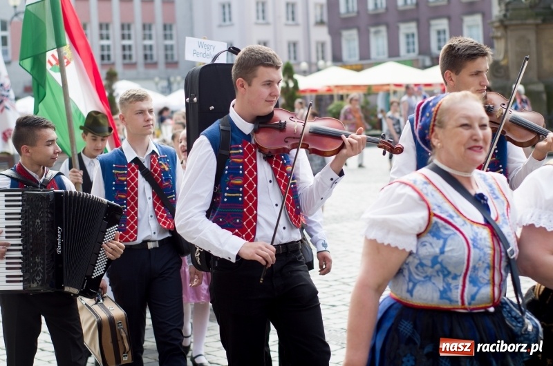Zdjęcie w galerii na portalu naszraciborz.pl: Racibórz stał się dziś stolicą folkloru  wiadomości z regionu