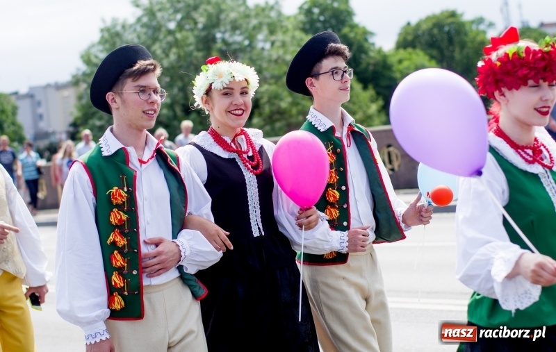 Zdjęcie w galerii na portalu naszraciborz.pl: Racibórz stał się dziś stolicą folkloru  wiadomości z regionu