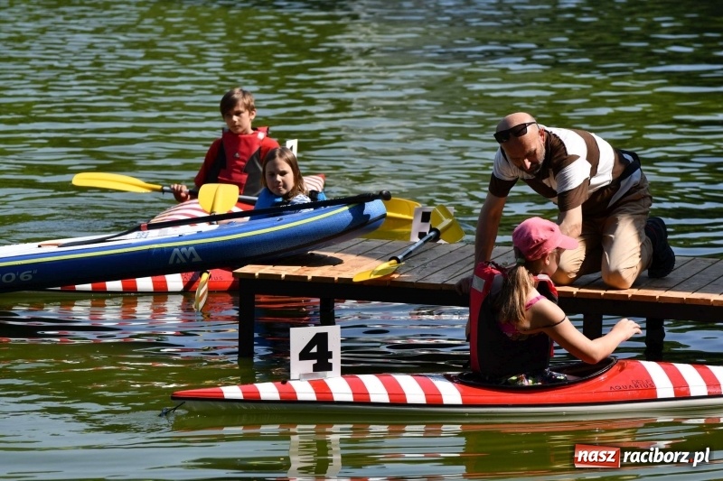 Zdjęcie w galerii na portalu naszraciborz.pl: Zmagania wodniackie na stawie gondolowym  wiadomości z regionu