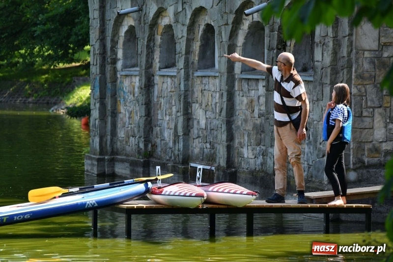 Zdjęcie w galerii na portalu naszraciborz.pl: Zmagania wodniackie na stawie gondolowym  wiadomości z regionu