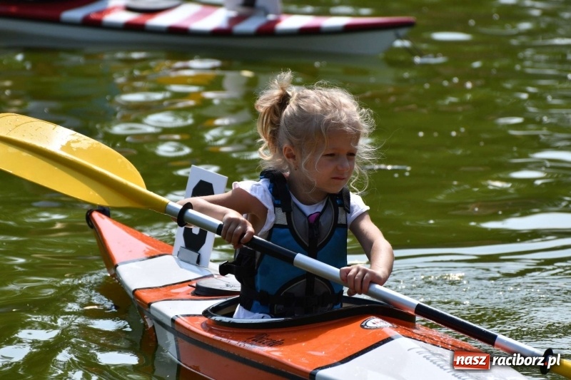 Zdjęcie w galerii na portalu naszraciborz.pl: Zmagania wodniackie na stawie gondolowym  wiadomości z regionu