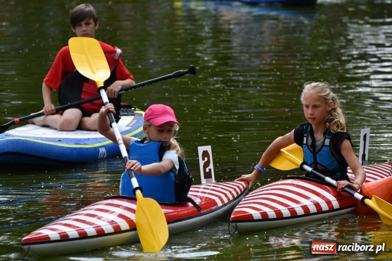 Zdjęcie w galerii na portalu naszraciborz.pl: Zmagania wodniackie na stawie gondolowym  wiadomości z regionu