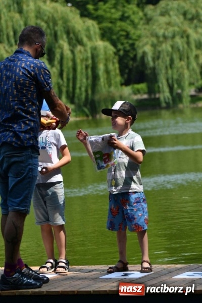 Zdjęcie w galerii na portalu naszraciborz.pl: Zmagania wodniackie na stawie gondolowym  wiadomości z regionu