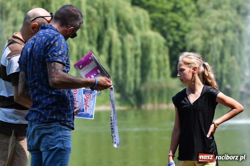 Zdjęcie w galerii na portalu naszraciborz.pl: Zmagania wodniackie na stawie gondolowym  wiadomości z regionu