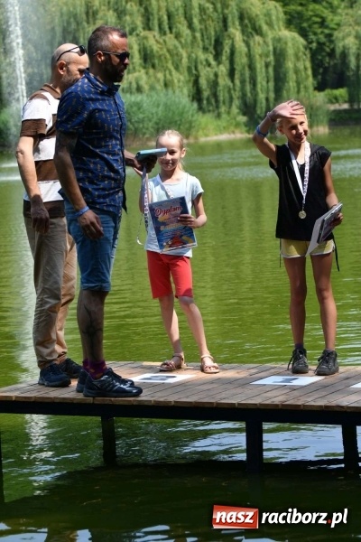Zdjęcie w galerii na portalu naszraciborz.pl: Zmagania wodniackie na stawie gondolowym  wiadomości z regionu