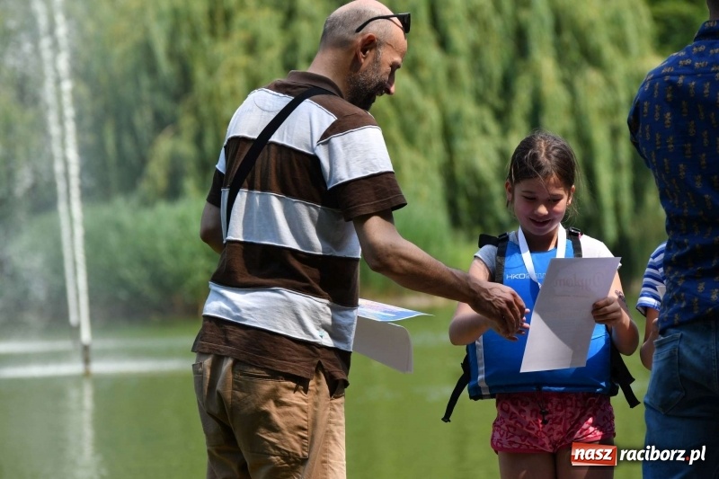 Zdjęcie w galerii na portalu naszraciborz.pl: Zmagania wodniackie na stawie gondolowym  wiadomości z regionu
