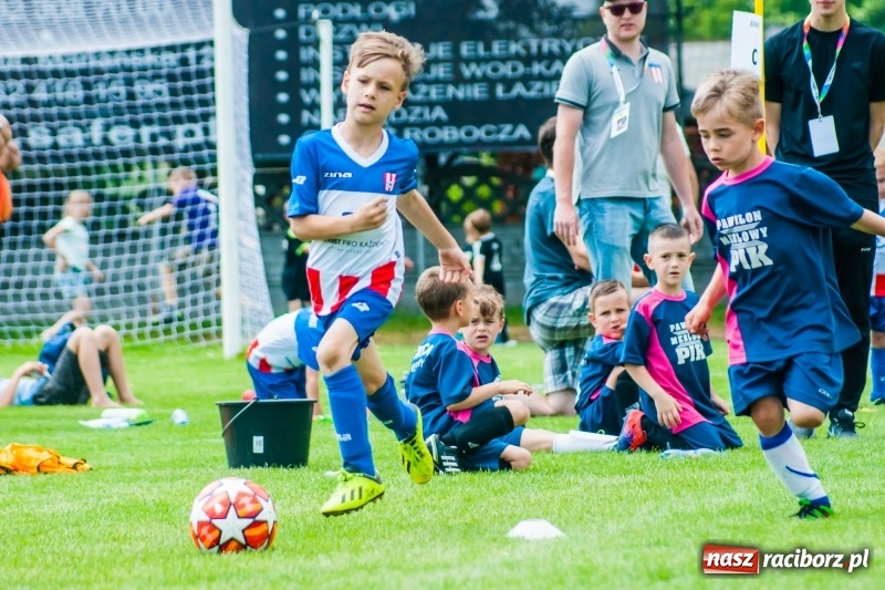 Zdjęcie w galerii na portalu naszraciborz.pl: Tworków Cup 2019. Sobotnia rywalizacja skrzatów za nami [FOTO] wiadomości z regionu