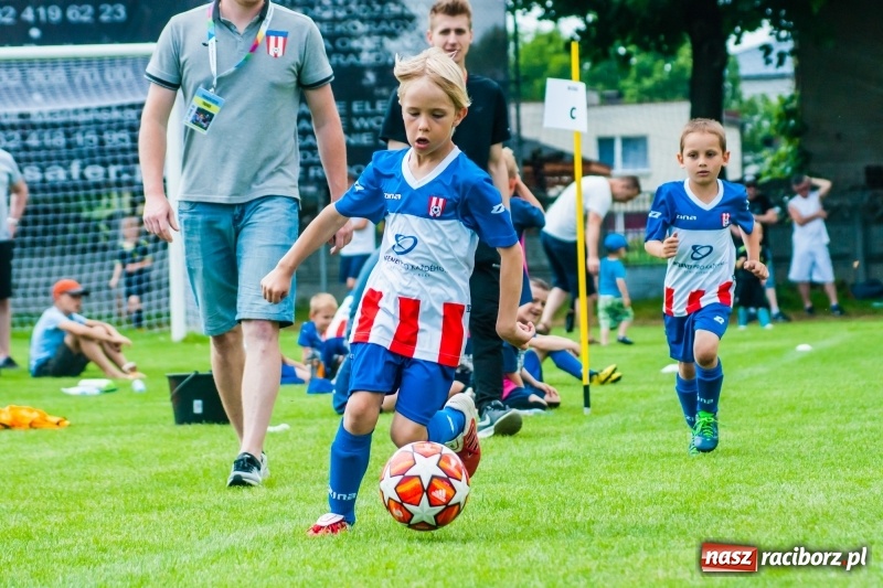 Zdjęcie w galerii na portalu naszraciborz.pl: Tworków Cup 2019. Sobotnia rywalizacja skrzatów za nami [FOTO] wiadomości z regionu